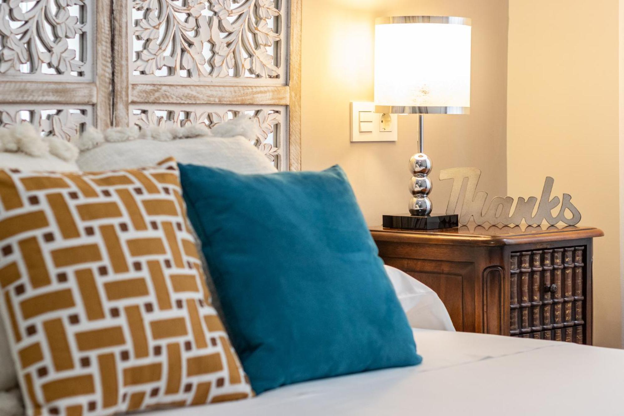 Inside Old Town By Eba Homes Bilbao Bagian luar foto
