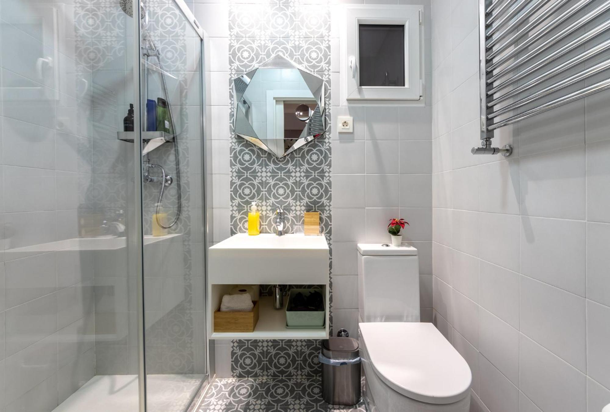 Inside Old Town By Eba Homes Bilbao Bagian luar foto