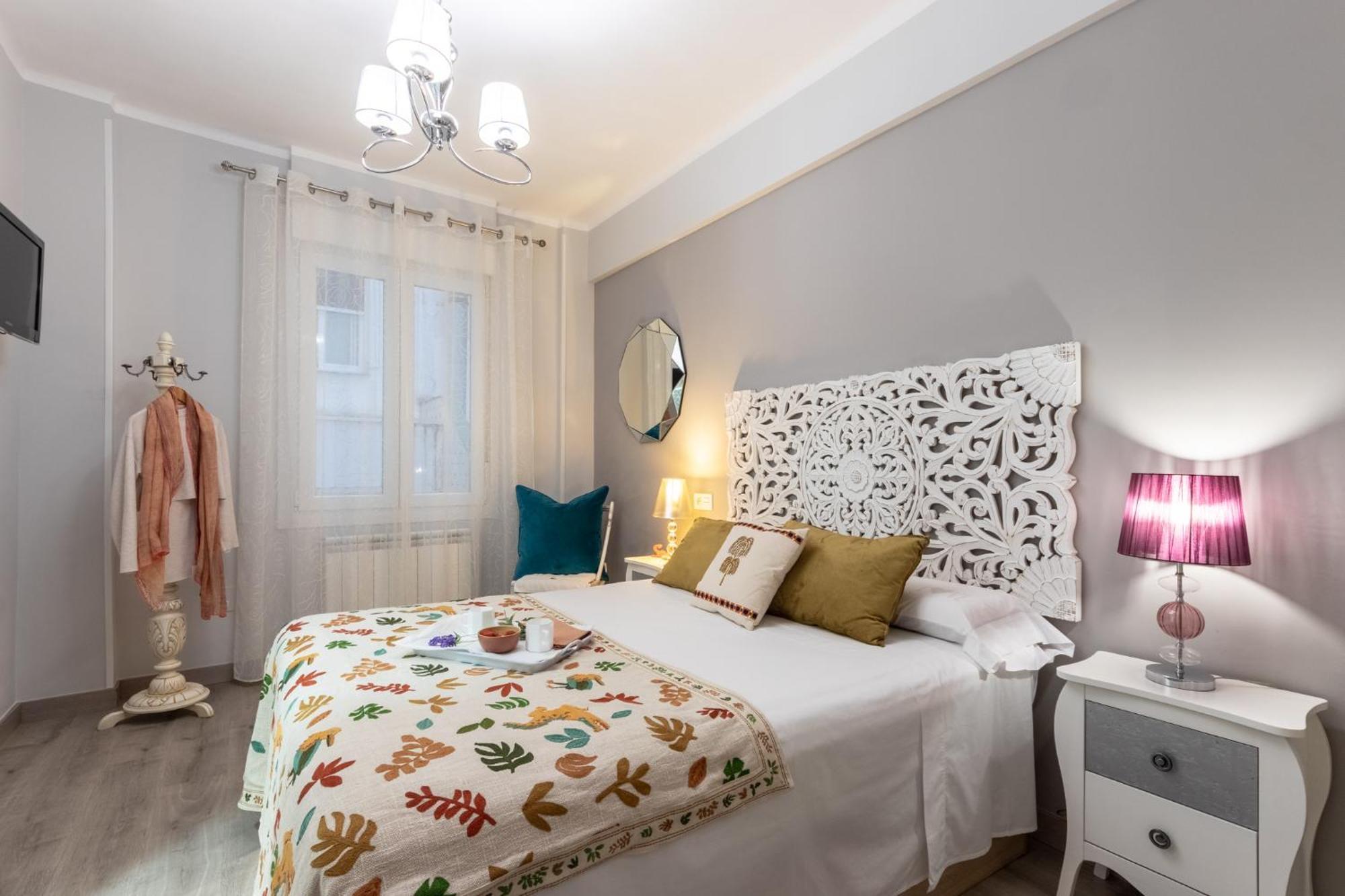 Inside Old Town By Eba Homes Bilbao Bagian luar foto