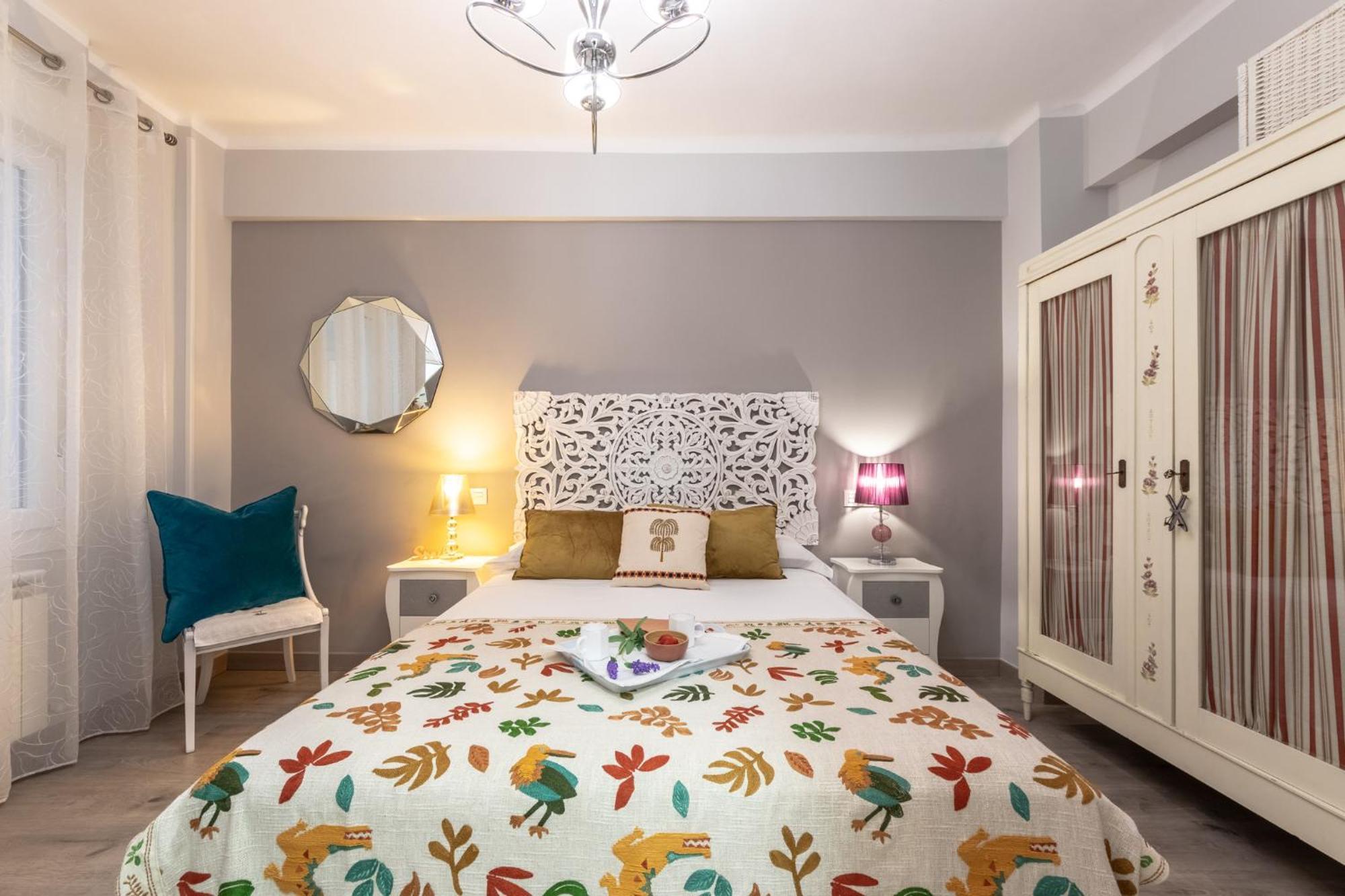 Inside Old Town By Eba Homes Bilbao Bagian luar foto