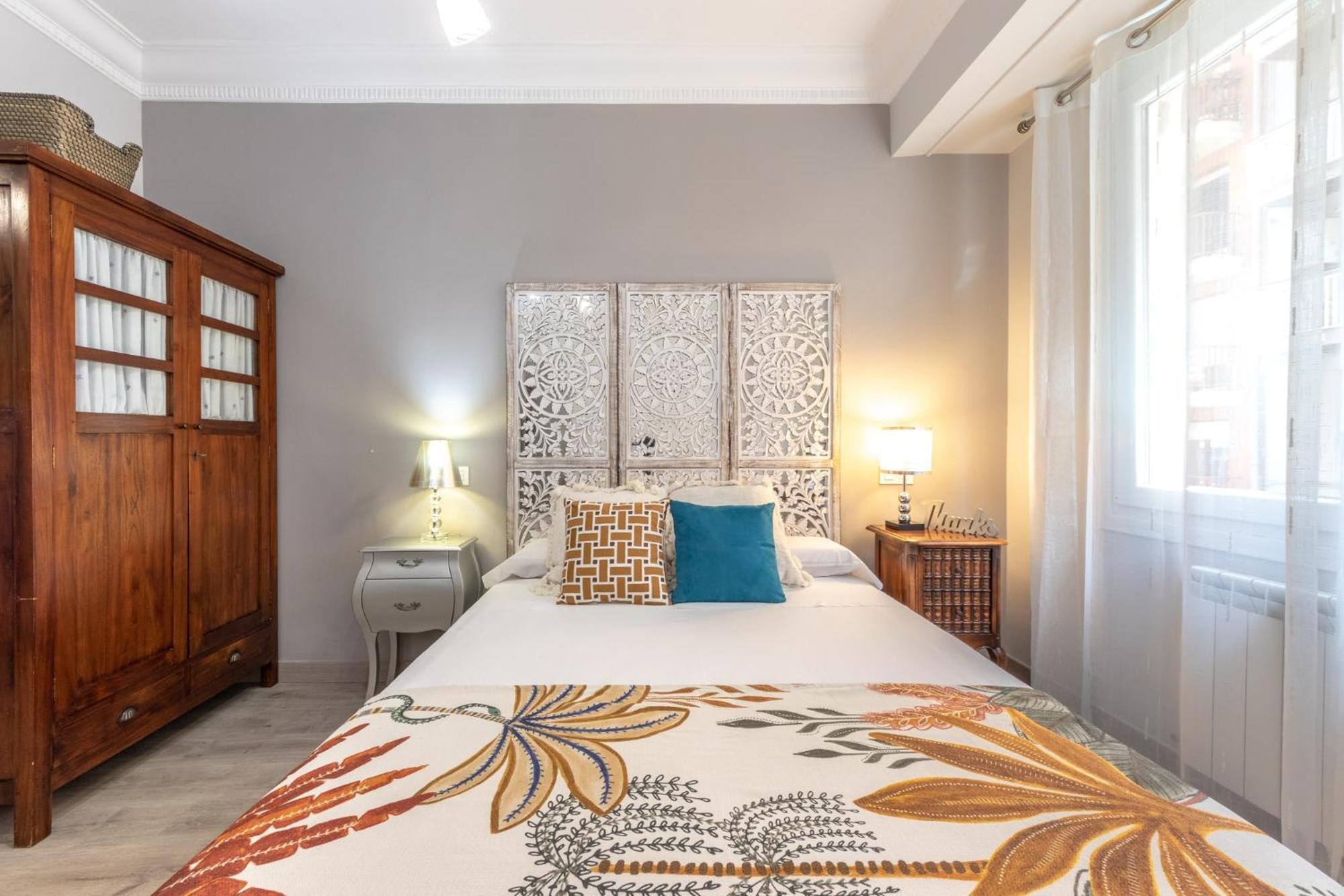Inside Old Town By Eba Homes Bilbao Bagian luar foto