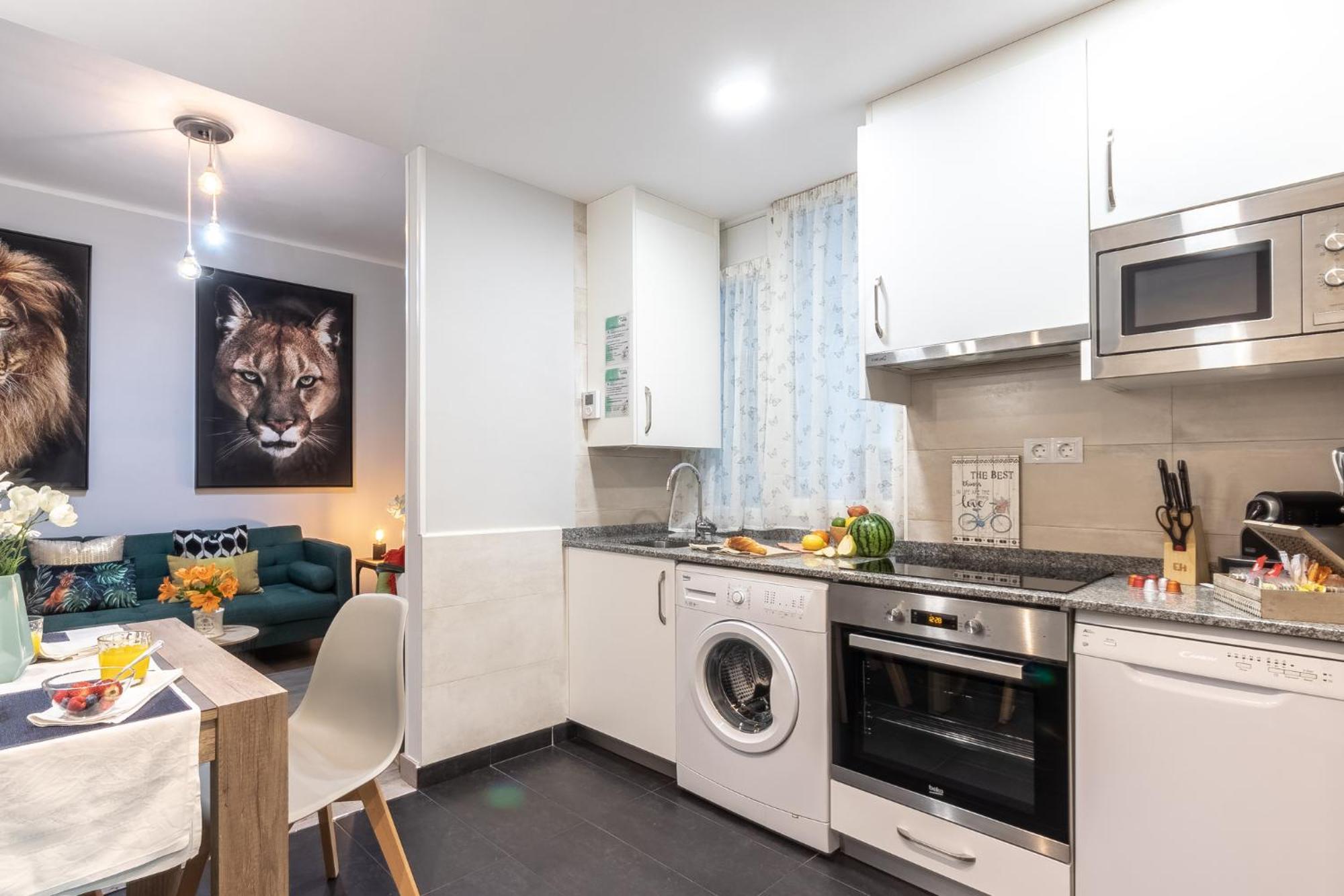 Inside Old Town By Eba Homes Bilbao Bagian luar foto